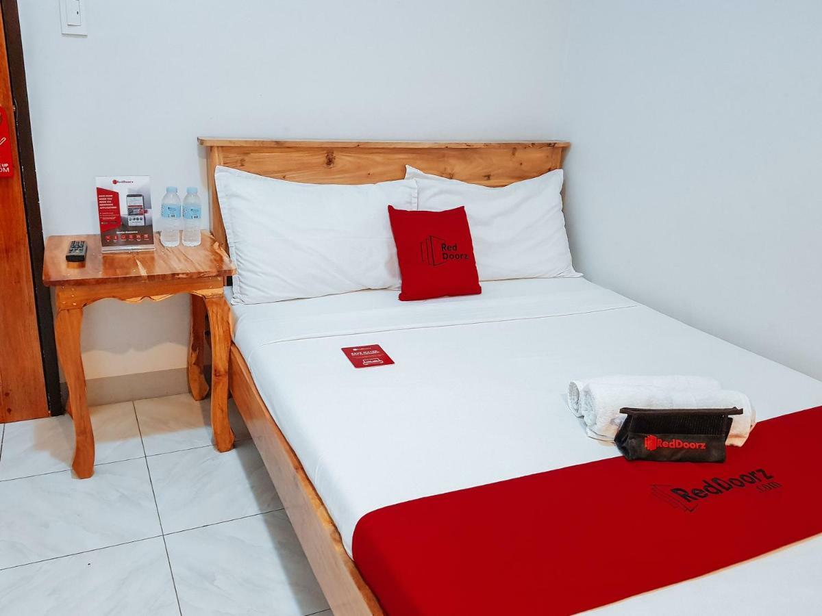 Reddoorz Near Ramiro Community Hospital 호텔 Totolan 외부 사진