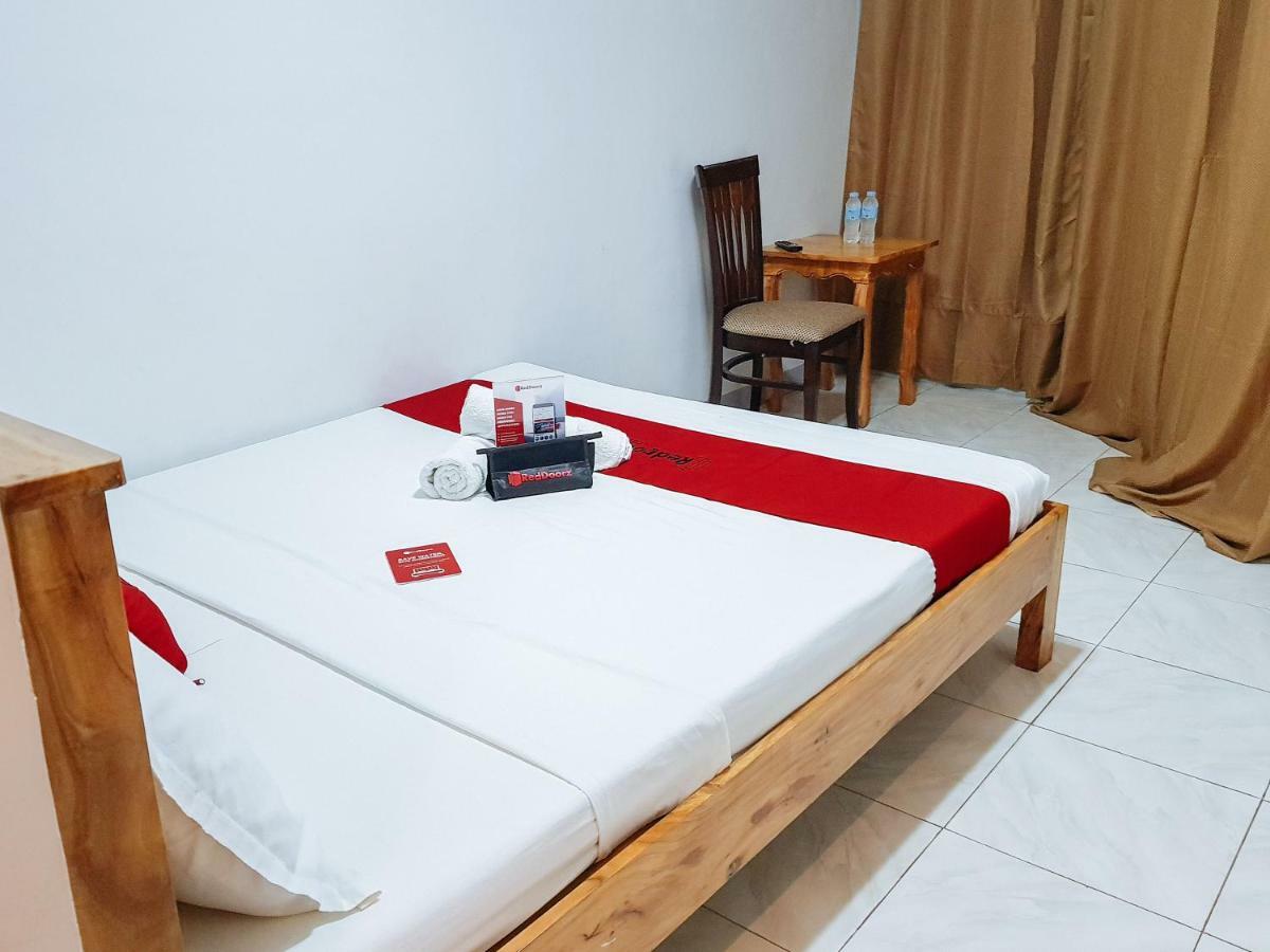 Reddoorz Near Ramiro Community Hospital 호텔 Totolan 외부 사진