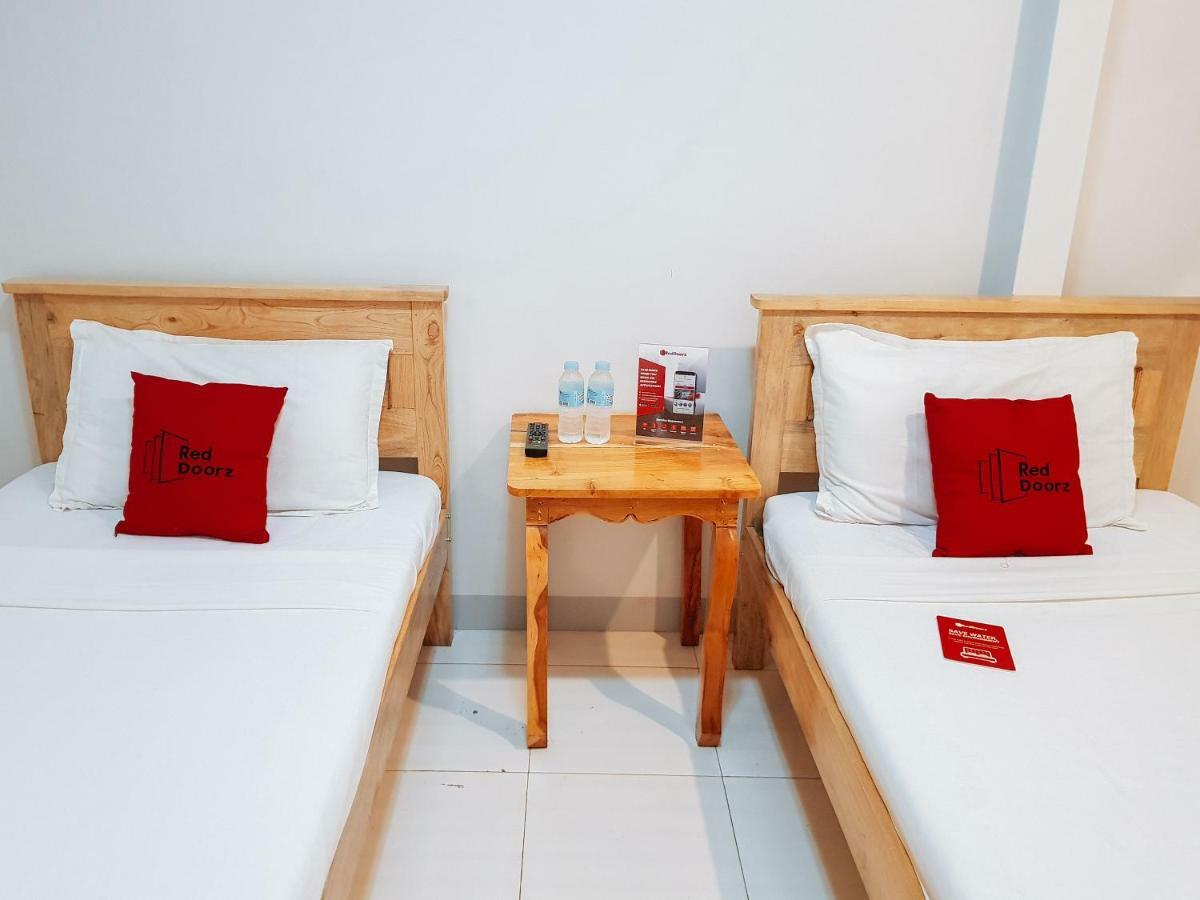 Reddoorz Near Ramiro Community Hospital 호텔 Totolan 외부 사진