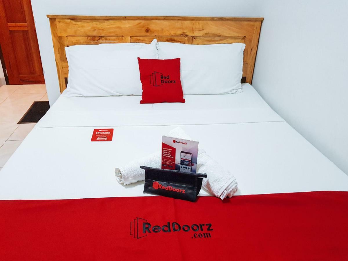 Reddoorz Near Ramiro Community Hospital 호텔 Totolan 외부 사진